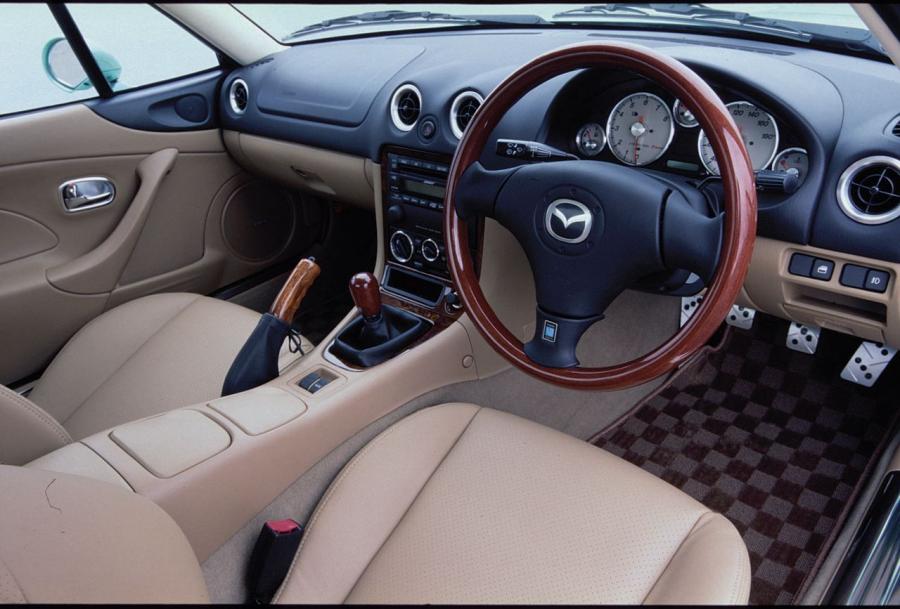  Mazda RS Coupe 2002 года  (фото 2 из 3)
